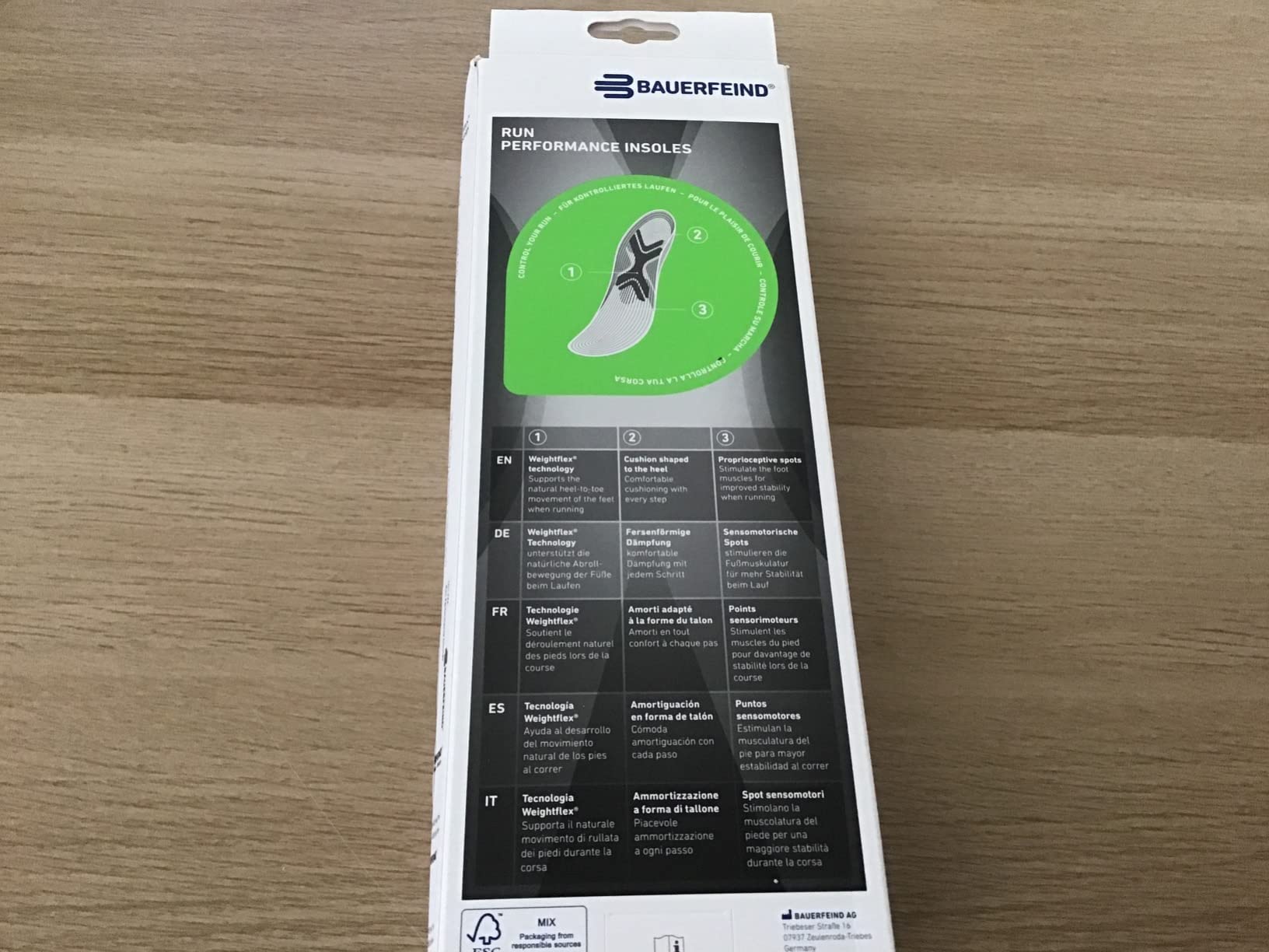 Gute Dämpfung, etwas Gewöhnung