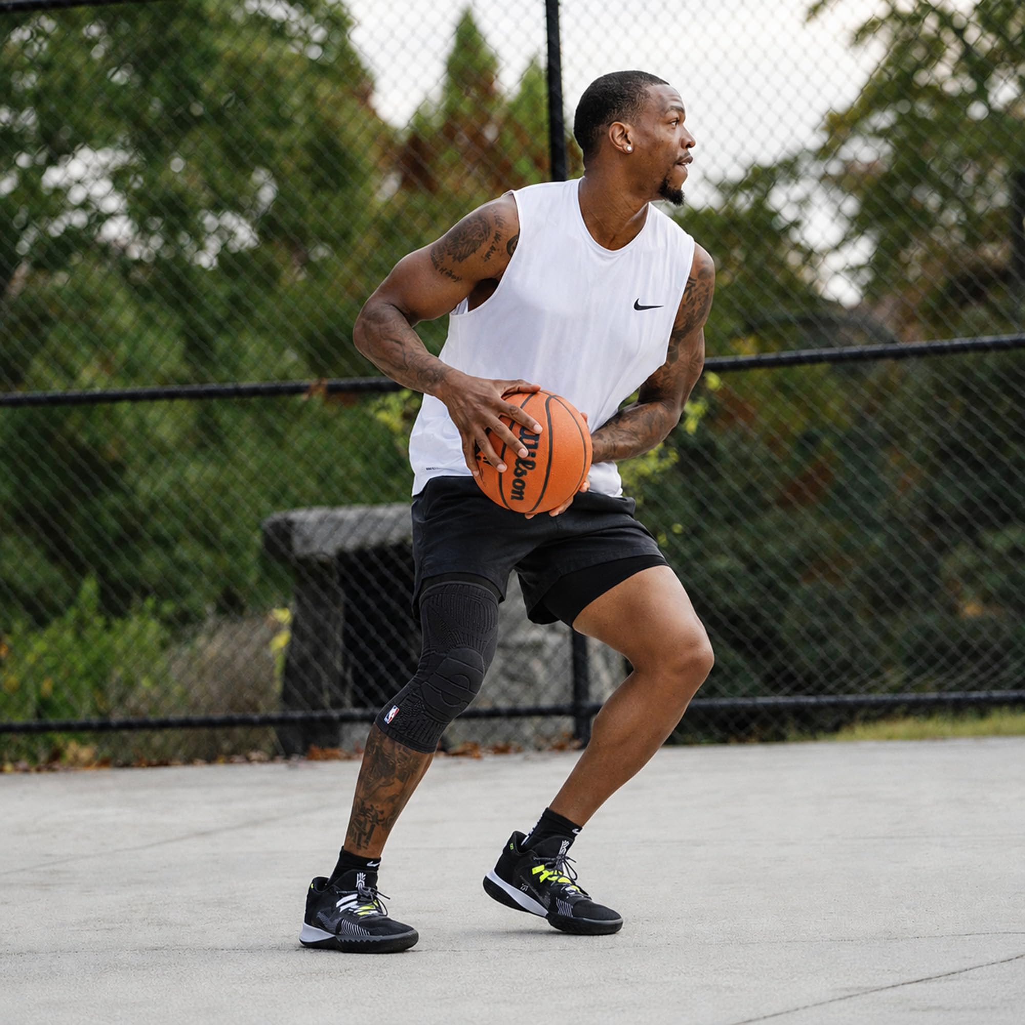bauerfeind-knee-support-nba-sportkniebandage-basketball-gr-xs image 7